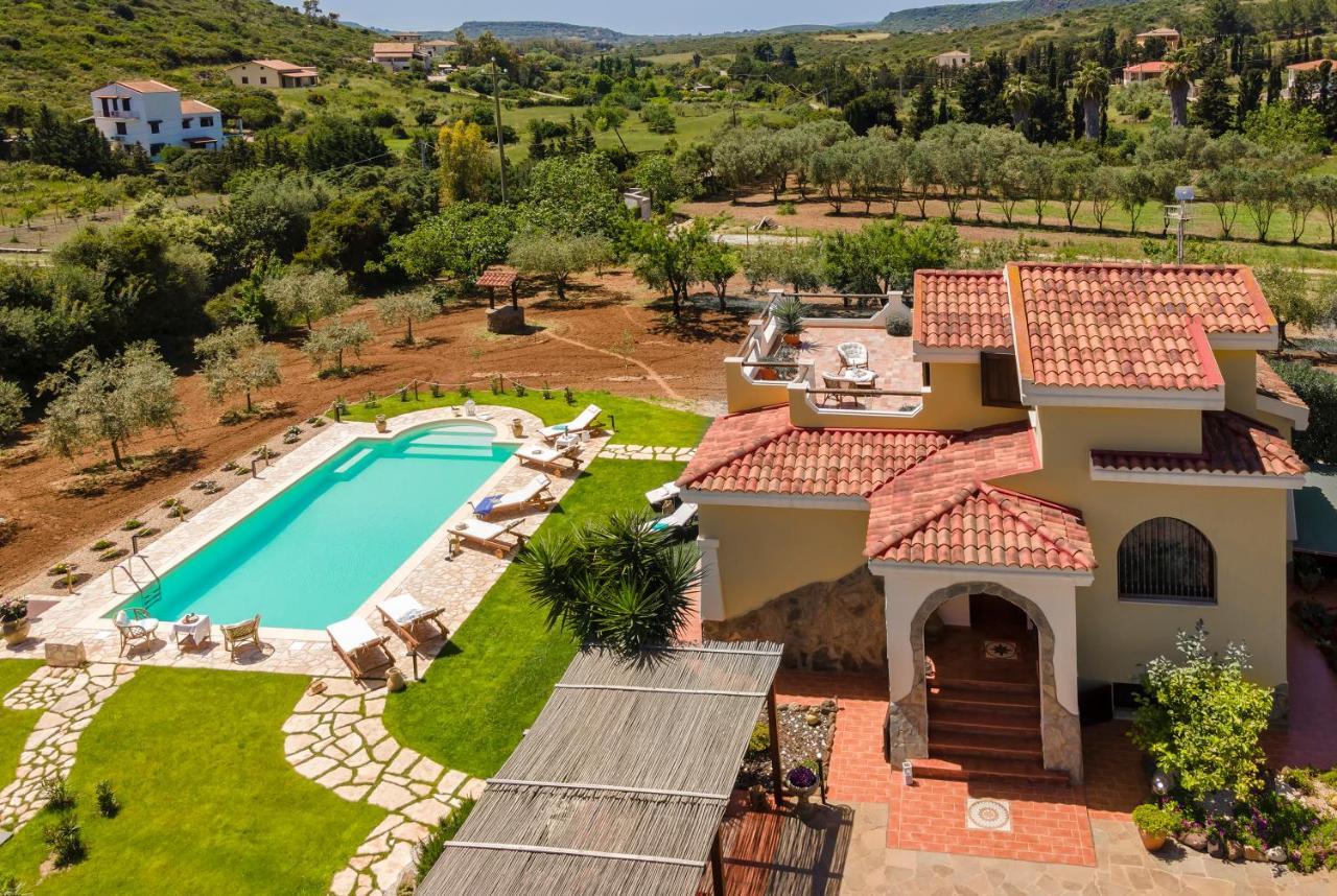 Villa Saige , Piscina Ad Uso Esclusivo, Con Idromassaggio Alghero Exterior foto